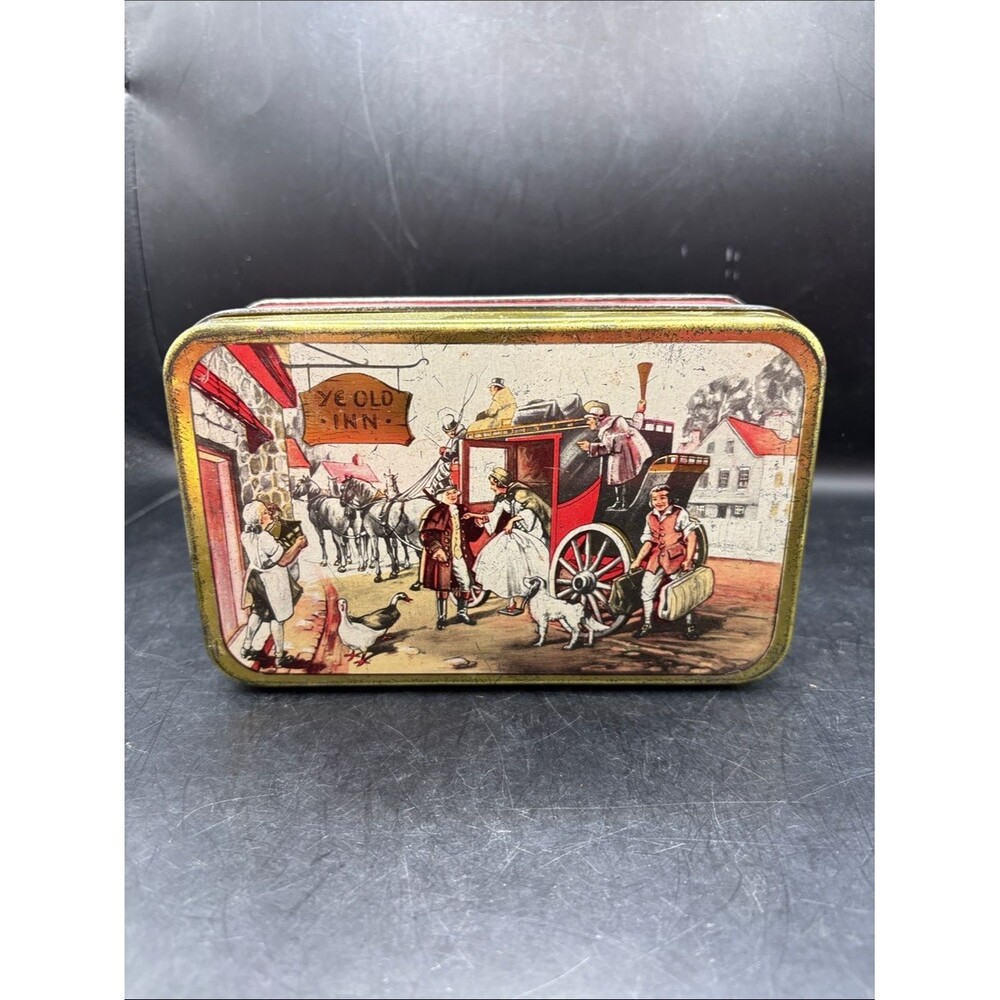 Vintage Ye Old Inn Tin Horse Carriage